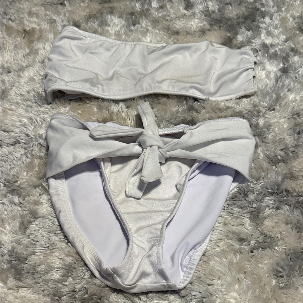 VENUS Metallic Silver and White Bikini